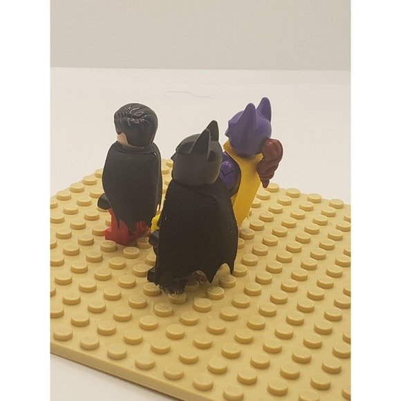 Lego Lot Minifigure Batman Batgirl and Robin Super Heroes  Marvel Avengers C0269 - Picture 4 of 6